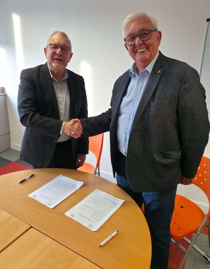 Signature d’une convention de coopération transitoire par les présidents des deux associations : MAINTENIR et Santé Aujourd'hui